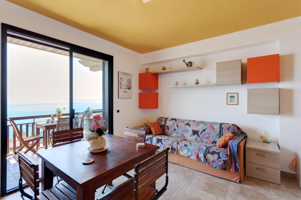 Taormina Panoramic Seaview Apartment エクステリア 写真